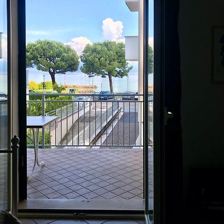 Casa Caterina Lake View Holidays Apartments Peschiera del Garda Habitación foto