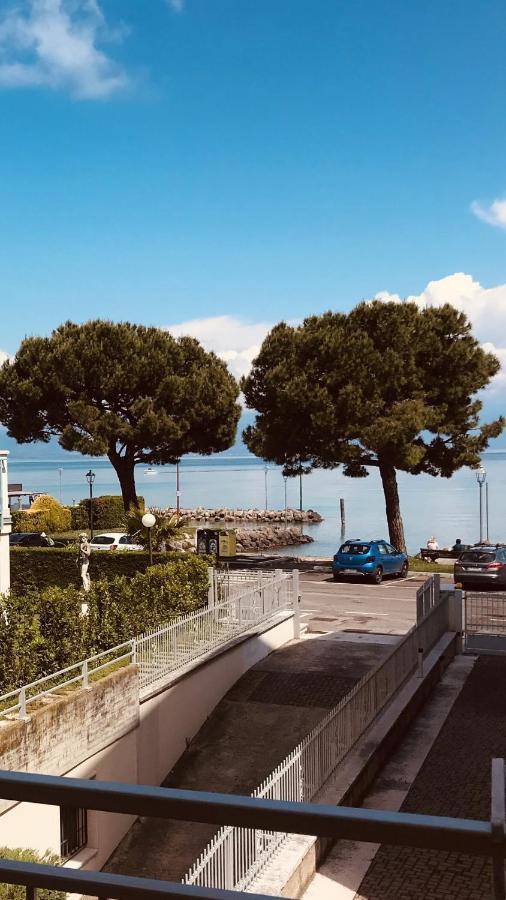Casa Caterina Lake View Holidays Apartments Peschiera del Garda Exterior foto